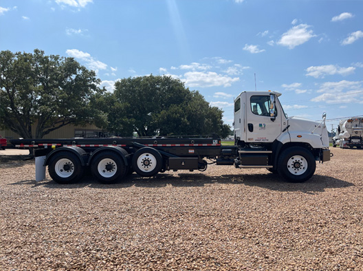 Roll Off Truck